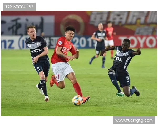 墨尔本城与中岸水手的激烈对决揭示澳超联赛的竞争魅力与球队实力较量